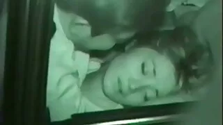 Teen cutie mankafy an'io akoho efa za-draharaha io
