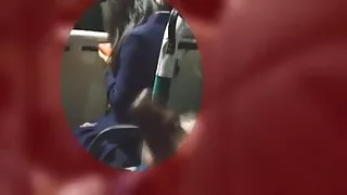 Mpianatra mahafatifaty sy firaisana ara-nofo miaraka amin'ny creampie