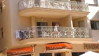 Mampiasa tady lehibe ny lesbienne