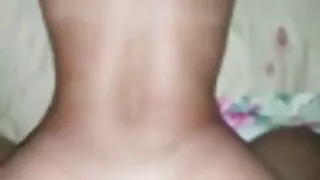 Sipa mitsambikina amin'ny akoho mafy