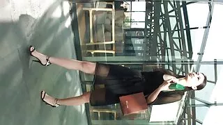 Zazakely slutty mamelatra ny tongony